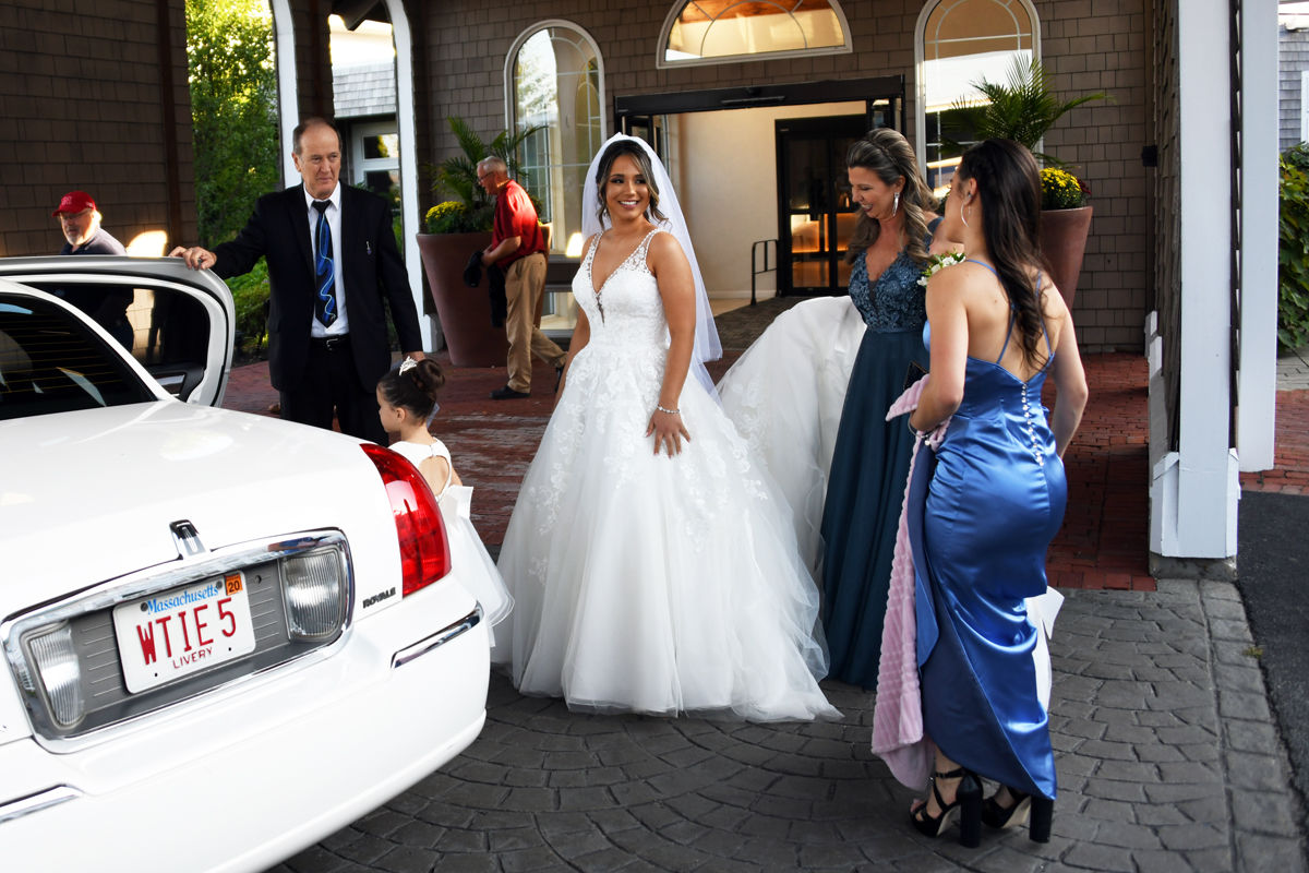 297 A wedding party departs our hotel.jpg